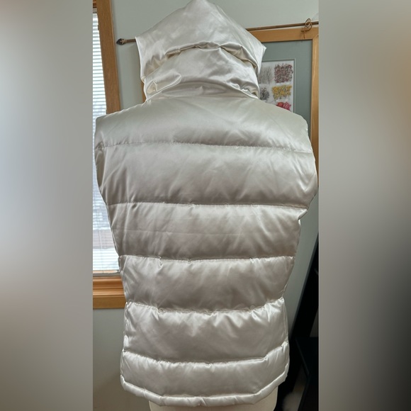 Talbots Satin Goose Down Puffer Vest in Cream - Picture 4 of 8